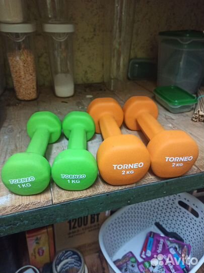 Гантели 2 кг и 1 кг по 2 штуки