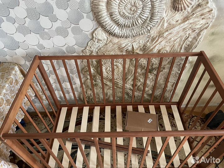 Кровать детская (колесо-качалка) Babyton