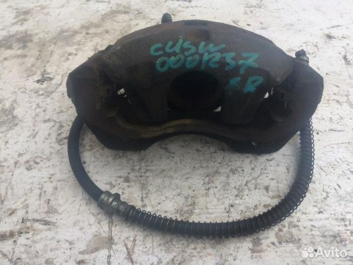 Суппорт тормозной передний правый Mitsubishi