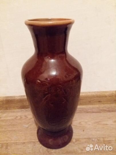 Тарелка декоративная (гипс), вазы