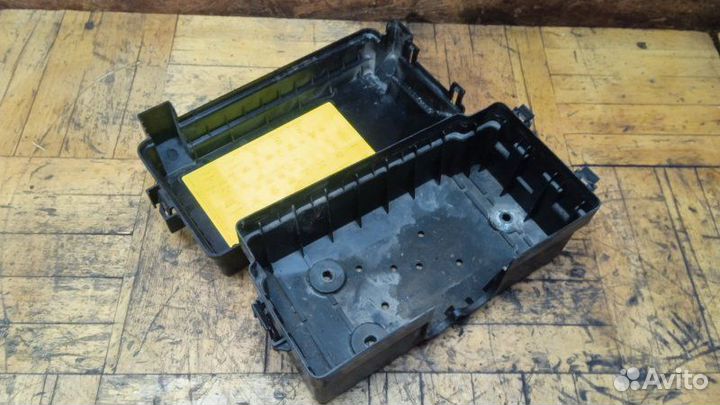 Корпус блока предохранителей моторного Ssangyong