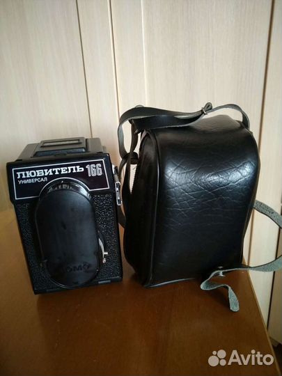 Плёночный фотоаппарат Любитель 166У