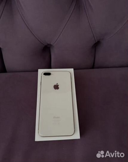 iPhone 8 Plus, 64 ГБ