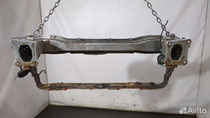 Усилитель бампера передний Ford Focus 3