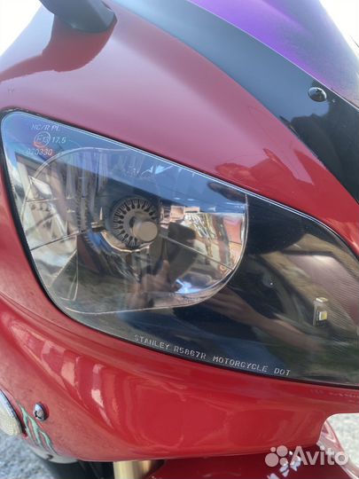 Yamaha YZF R1