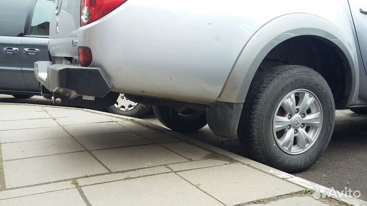 Бампер риф силовой задний Мицубиси л 200 2005-15