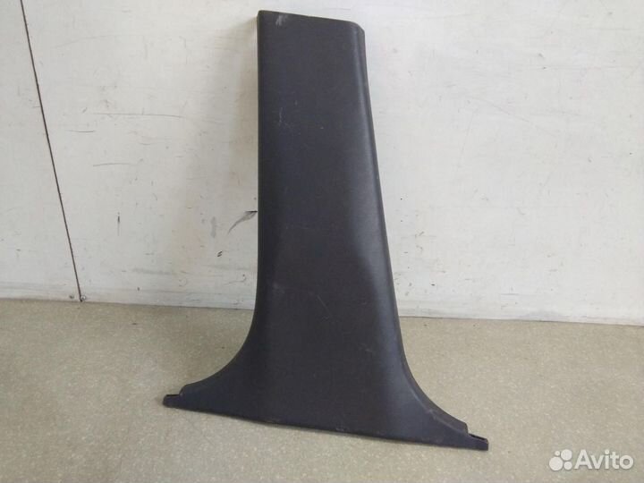 Обшивка средней стойки левая Nissan Almera (G15) 2