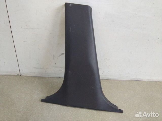 Обшивка средней стойки левая Nissan Almera (G15) 2