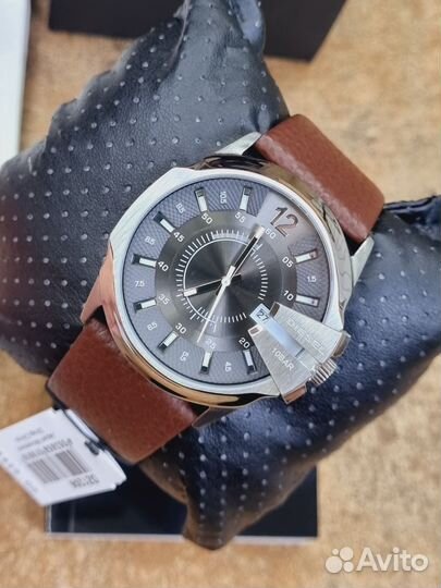 Часы Оригинальные новые diesel Mega Chief DZ1206