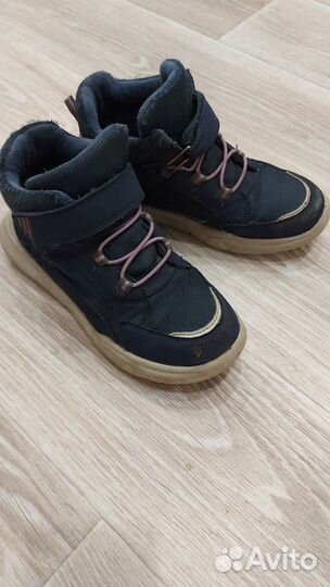 Ботинки для девочки 35