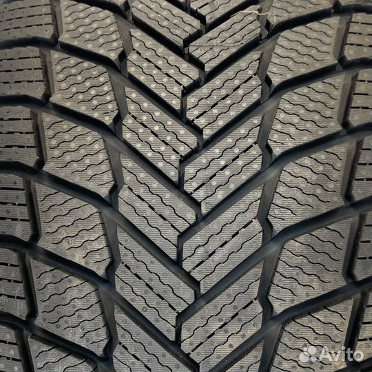 Michelin X-Ice Snow 235/65 R17 108T