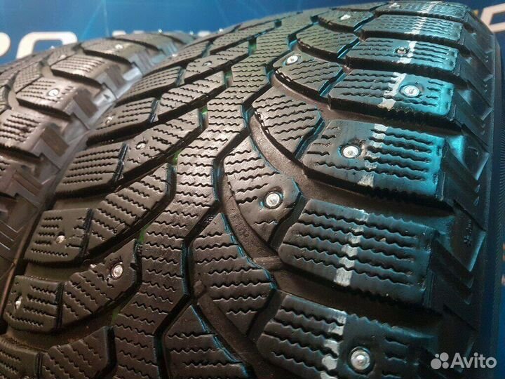 Bridgestone Blizzak Spike-01 255/55 R18