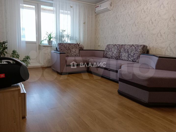 2-к. квартира, 63 м², 5/10 эт.