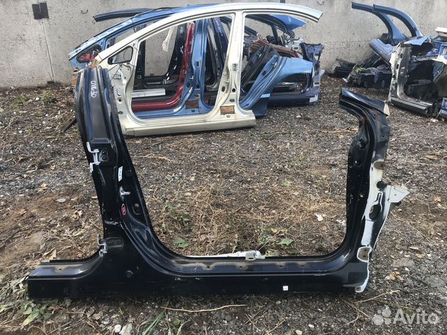 Порог со стойкой правый Honda Civic 5D (2006–2011)