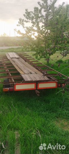 Пчелоприцеп