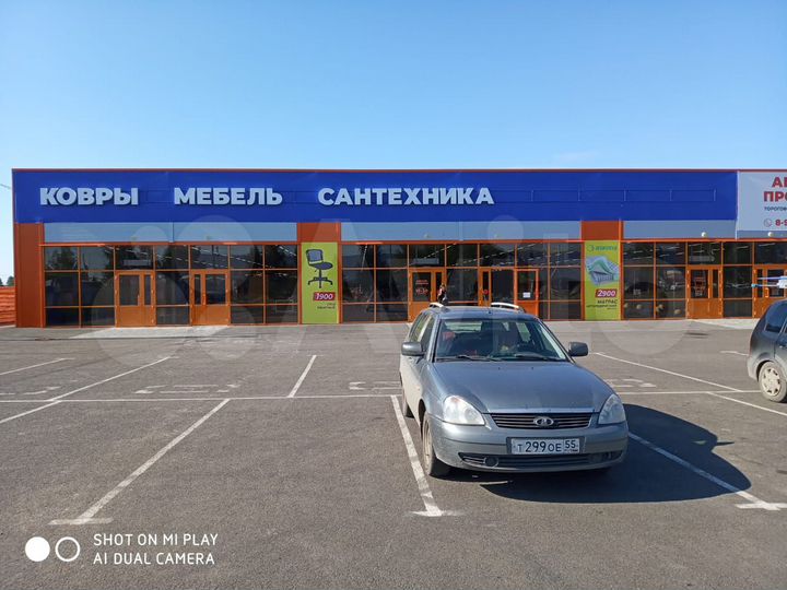Торговое помещение, 600 м²