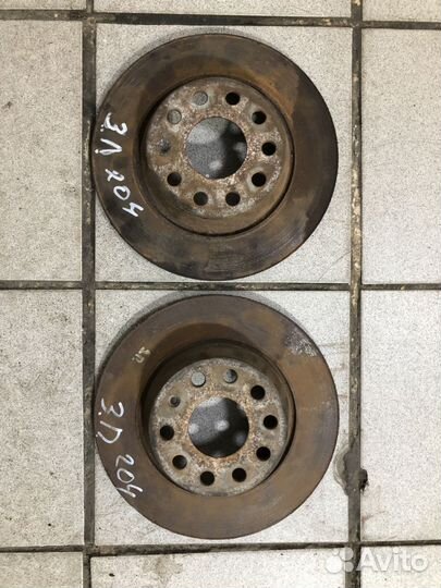 Тормозной диск задний Volkswagen Passat B6