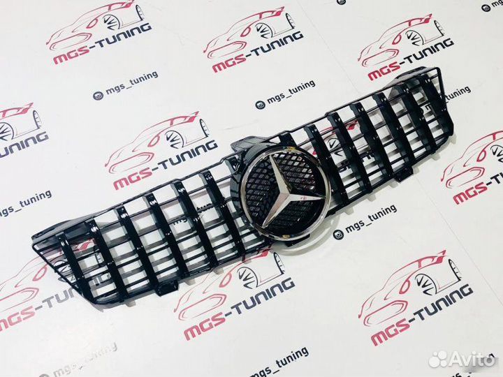 Решетка радиатора CLS W219 GT Black 08-10