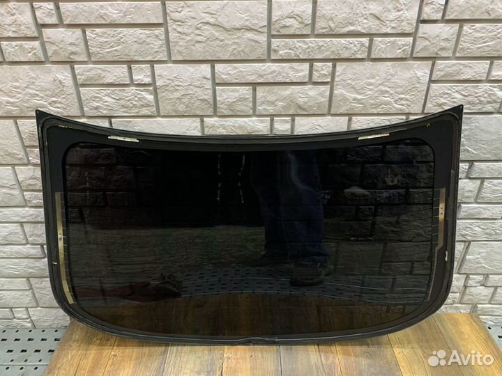 Nissan almera (G15) Стекло заднее