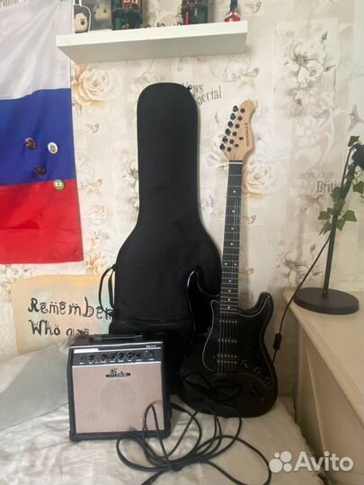 Электрогитара с комбоусилителем