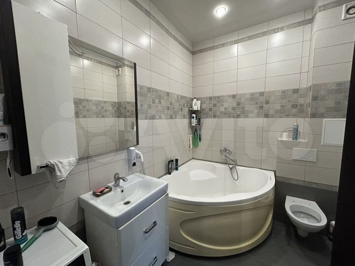 2-к. квартира, 55 м², 3/5 эт.