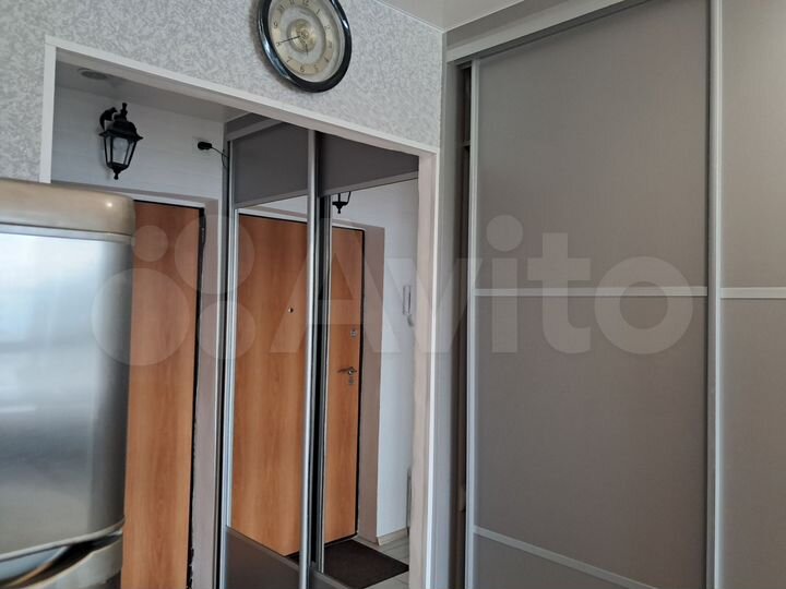 2-к. квартира, 40 м², 3/17 эт.