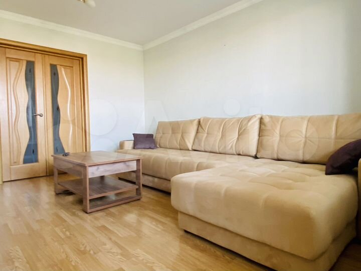 2-к. квартира, 70 м², 7/14 эт.