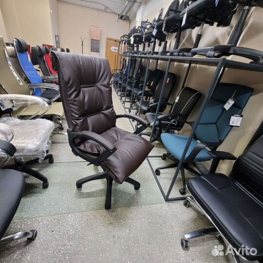 Компьютерное кресло офисное Товар Недели