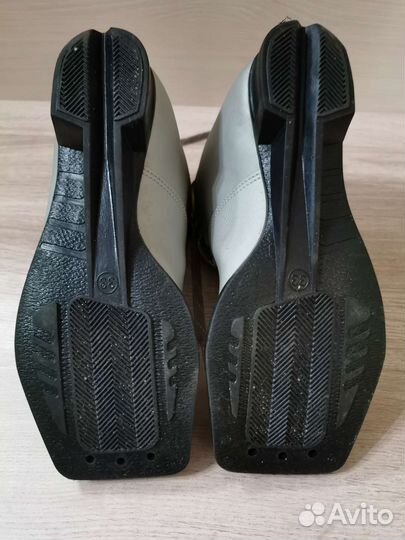 Лыжные ботинки детские 33