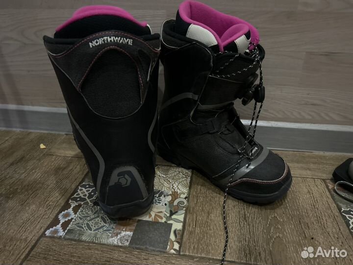 Сноубордические ботинки женские