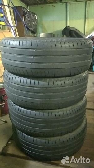 Michelin Pilot Sport 4 235/65 R17 108W