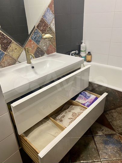 2-к. квартира, 75 м², 10/10 эт.