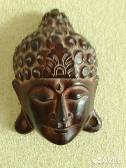 Маска Будды