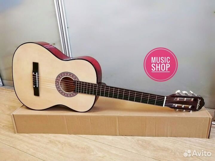 Гитара новая классическая