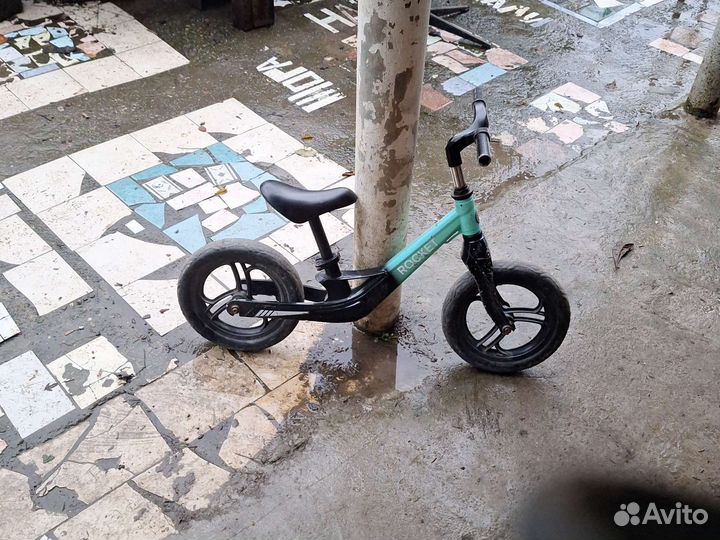 Беговел детский бу