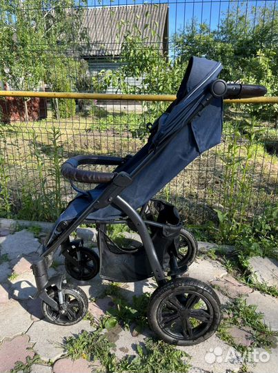Прогулочная коляска bubago cross