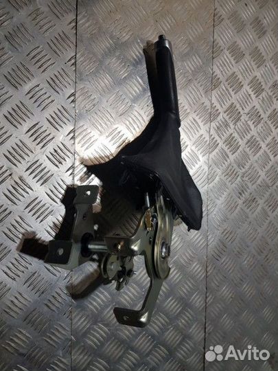 Рычаг стояночного тормоза (Zotye T600)