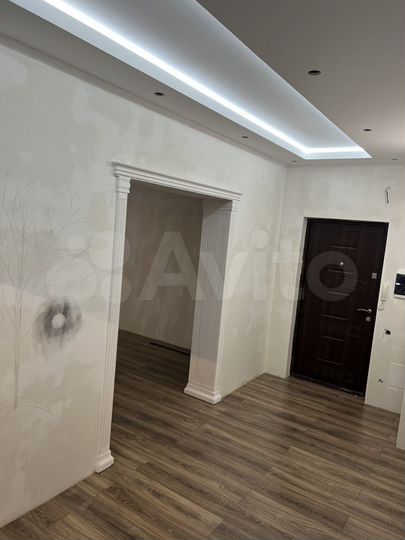 2-к. квартира, 80,1 м², 7/9 эт.