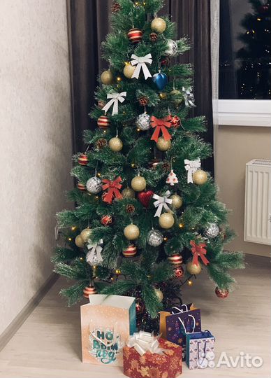 Елка искусственная