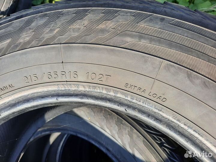 Yokohama 125T 215/65 R16 102T