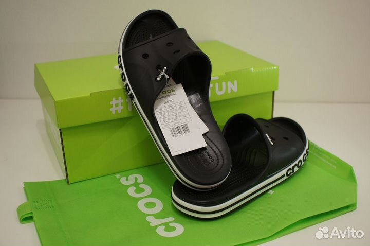 Сланцы Crocs Bayaband Slide в коробке с джибитсами