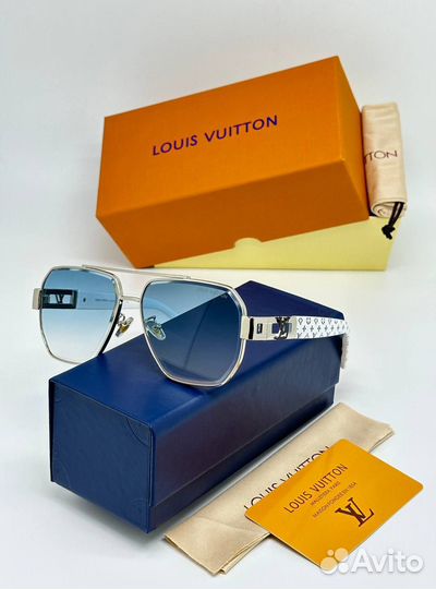 Солнцезащитные очки