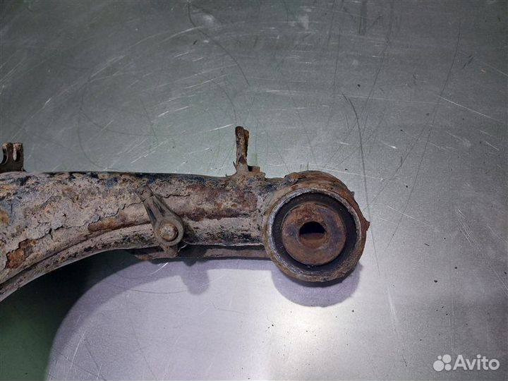 Рычаг подвески верхний задний правый Land Rover