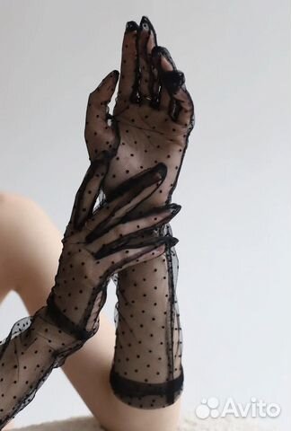 Перчатки длинные сеточкой в горошек