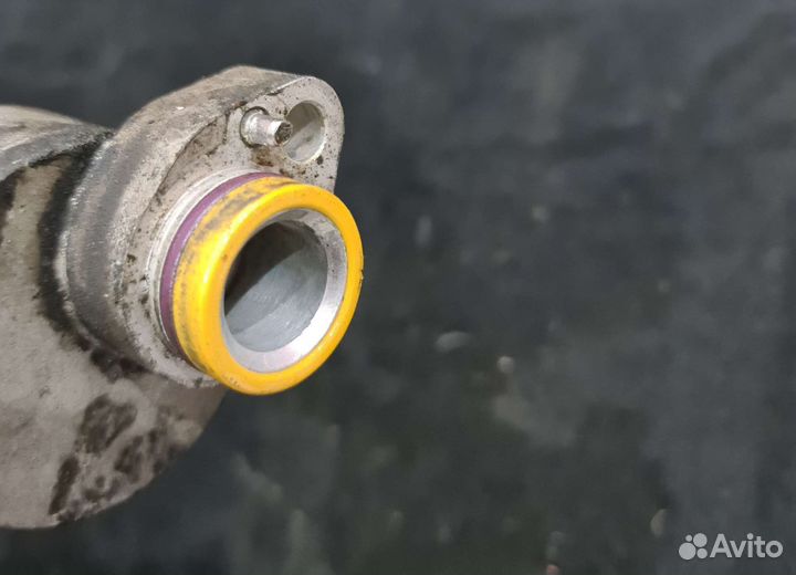 Патрубок компрессора кондиционера Mercedes W212