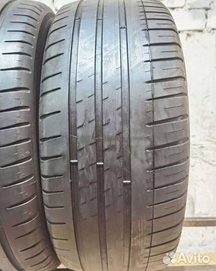 Michelin Pilot Sport 3 235/45 R18 98Y