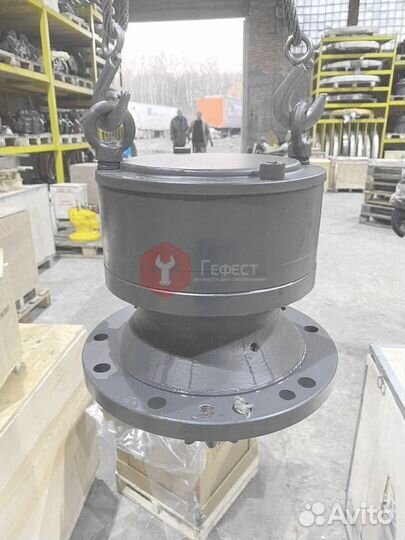 Редуктор поворота Hitachi ZX240-3G