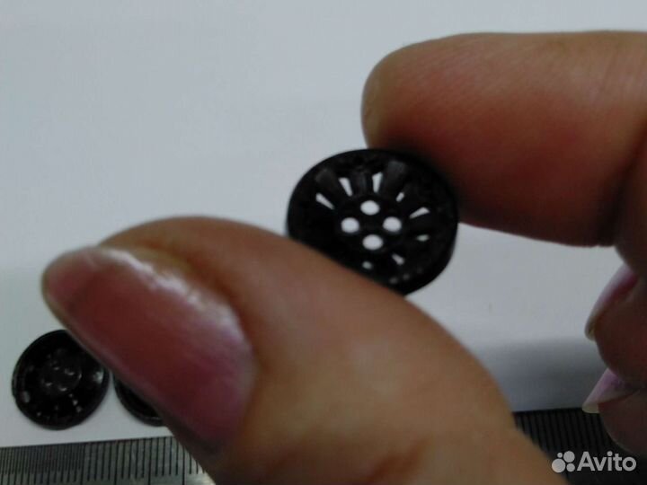 Пуговицы металлические