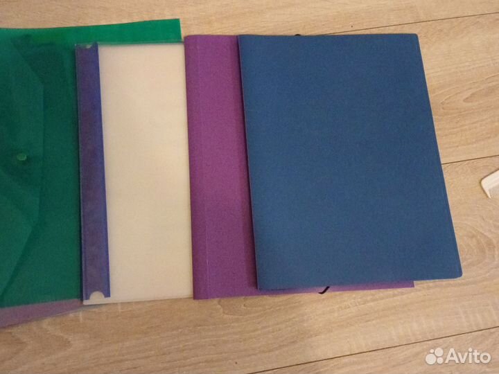 Папки разные канцелярские