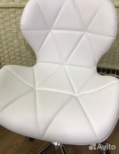 Стул в салон красоты премиум